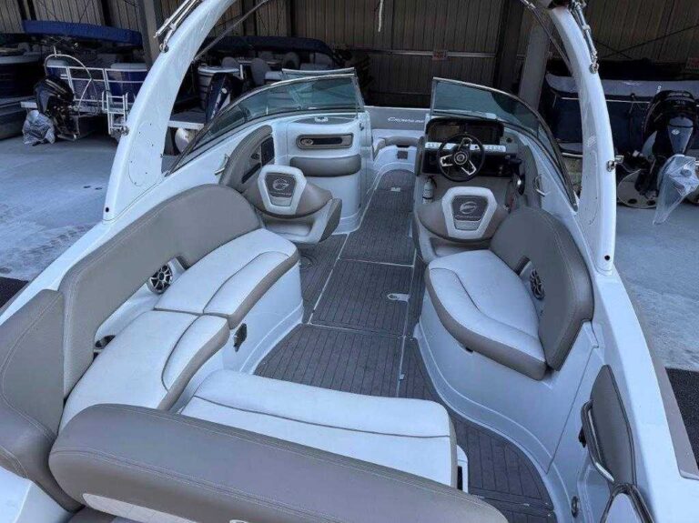 2023 Crownline E275 - Arch - JUST REDUCED!!! US-KIS88784F223 [photo 19]